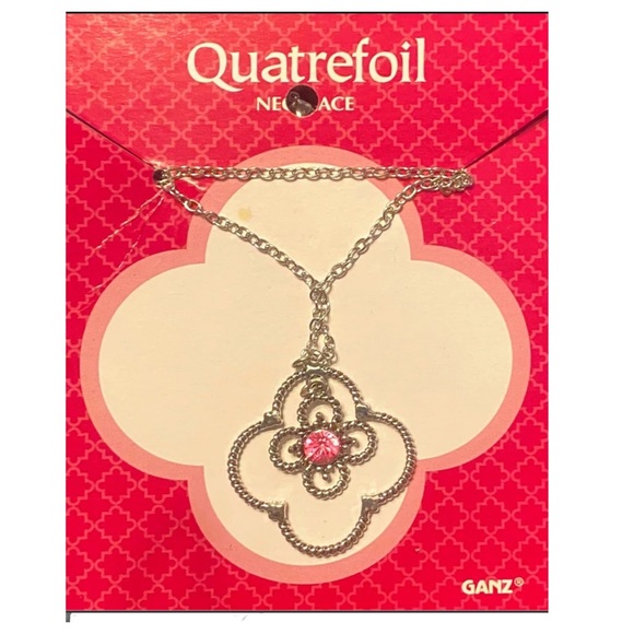 2/$15- Silvertone Quatrefoil Pendant Necklace w/ Bright Pink Stone - Picture 1 of 1